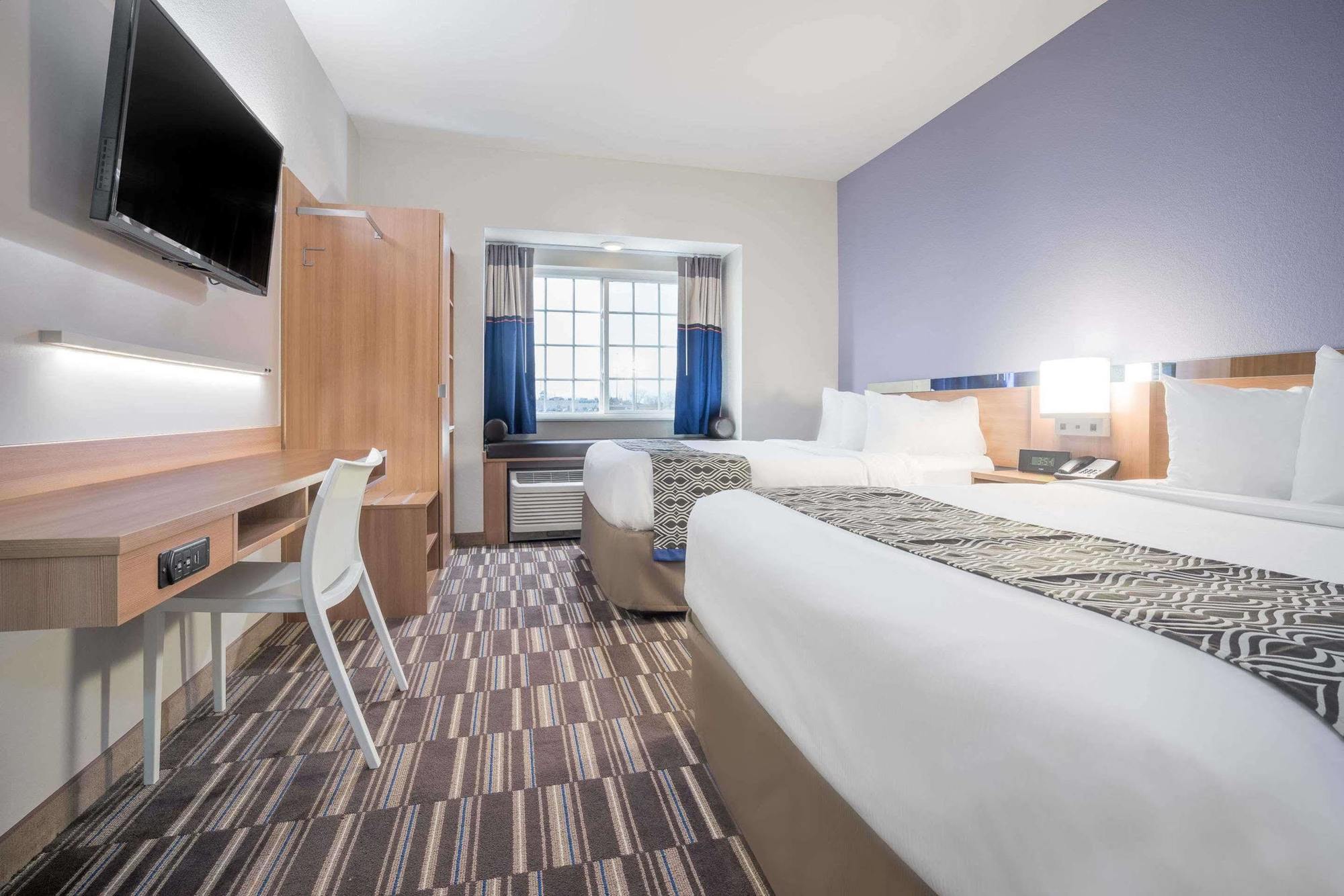 Microtel Inn & Suites By Wyndham Moorhead Fargo Area Екстер'єр фото